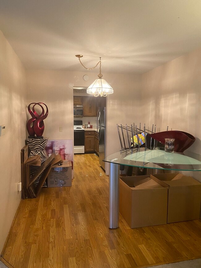 Photo - 1050 S Monaco Pky