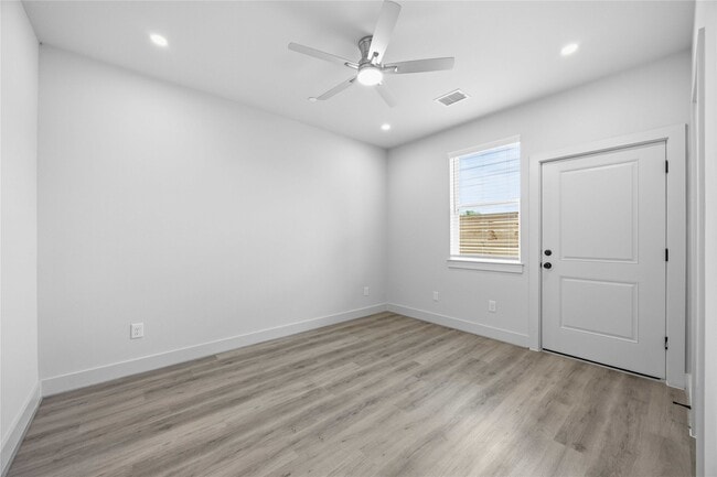Photo - 4606 Indie Hts Ln
