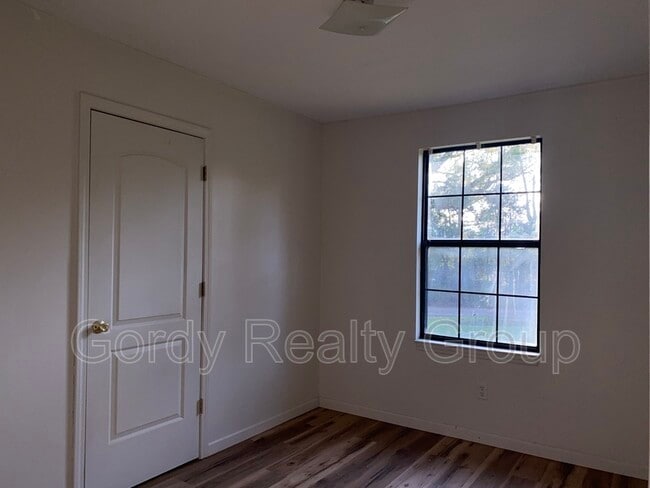 Photo - 2764 Wynn St