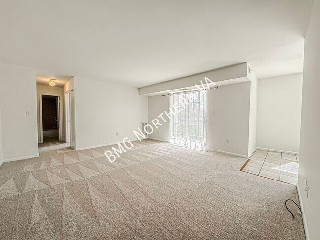 Photo - 1523 Colonial Dr