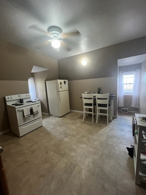 Building Photo - 4818 Cypress St Unit #6 Rental