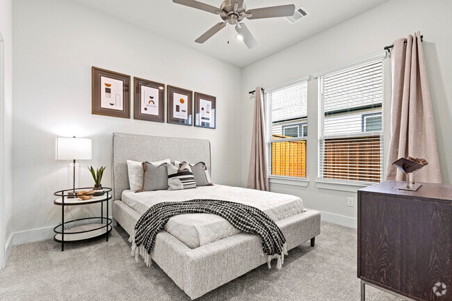 1BR, 1BA - 645SF (Valero) - Bedroom