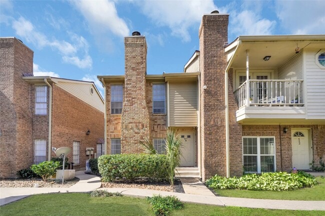 Building Photo - 3600 Jeanetta St Unit 601