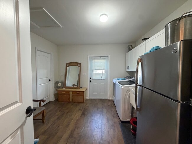 Photo - 4868 NW 27th St