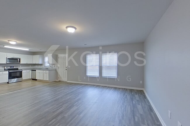 Photo - 3917 Miller Dr