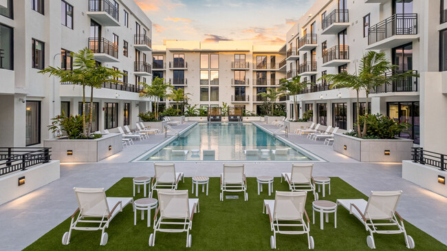 Building Photo - Soleste SeaSide Rental