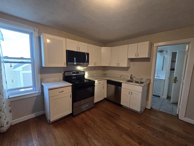 Photo - 116 Marlborough St Unit 3