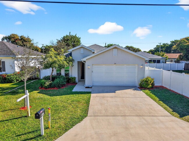 Building Photo - 341 Oak Aly