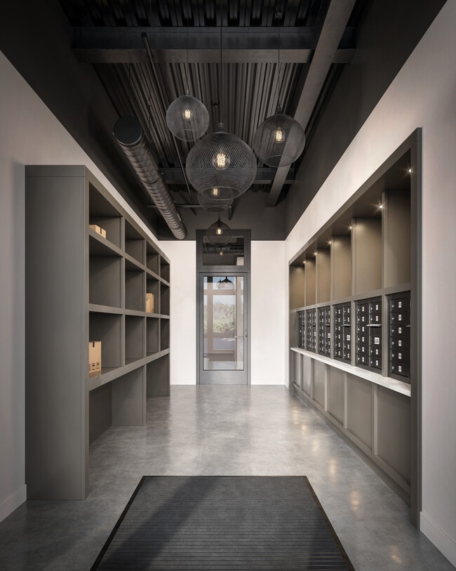 Package room - Five Points Lake View