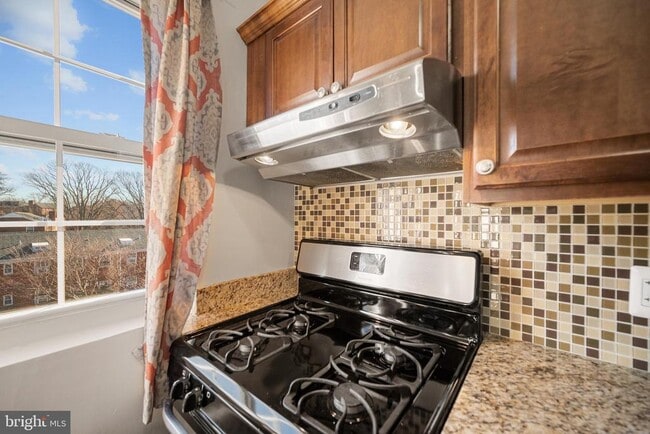 Photo - 5310 8th Rd S Unit 8