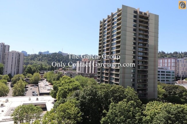 Photo - 111 SW Harrison St Unit #18E