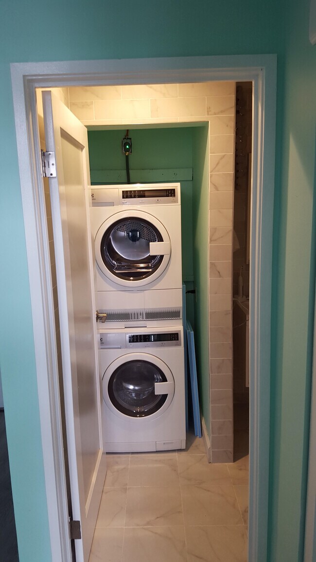 Photo - 1601 Spring Garden St Unidad 211