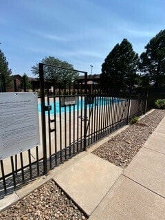 Photo - Newly Renovated, 2b/2b in great location