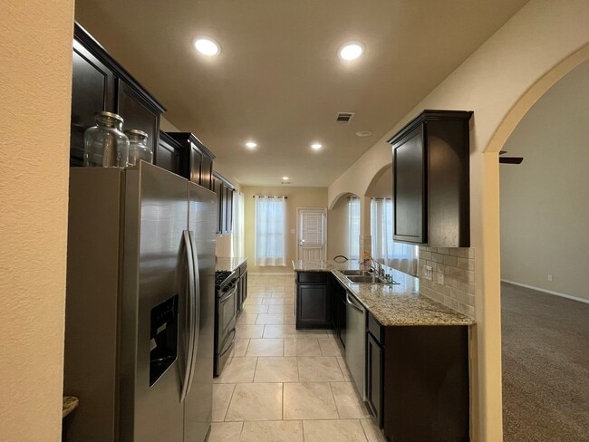 Building Photo - 1826 Bravos Manor Ln