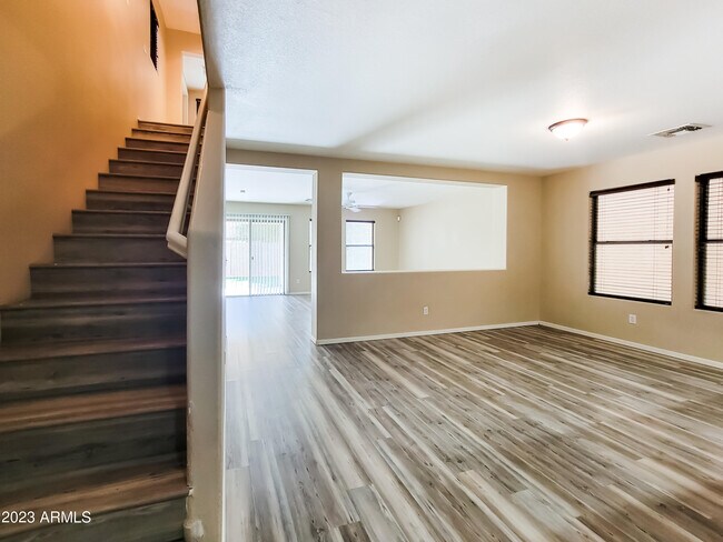 Photo - 18513 W Mariposa Dr