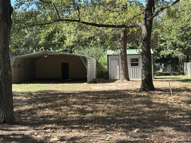Photo - 10172 Hillside Dr