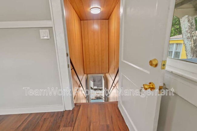Photo - 3530 Admiral Dr