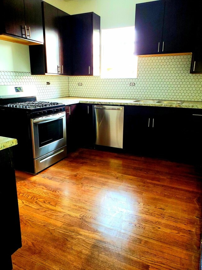 Photo - 6056 W Eastwood Ave