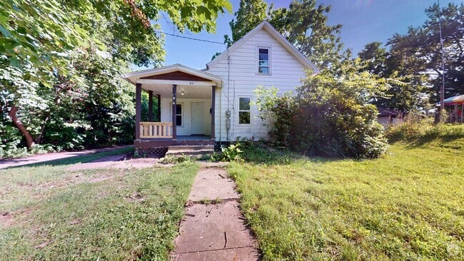 Building Photo - Small bungalow with updates! Rental