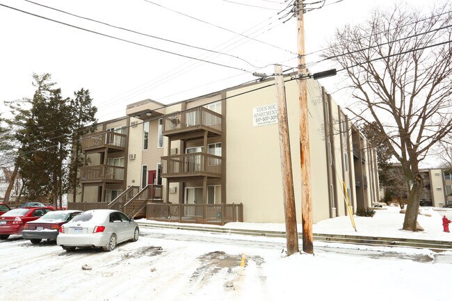 Eden Roc Apartments - Eden Roc Apartments