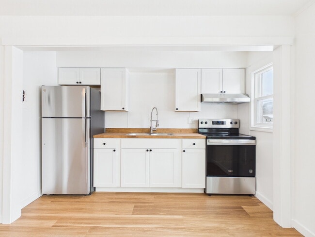 902 Gilmore St Unit D