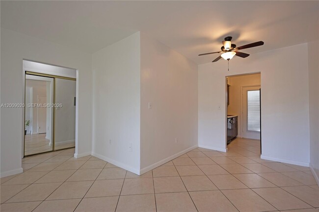 Photo - 2250 Bay Dr Unit 4