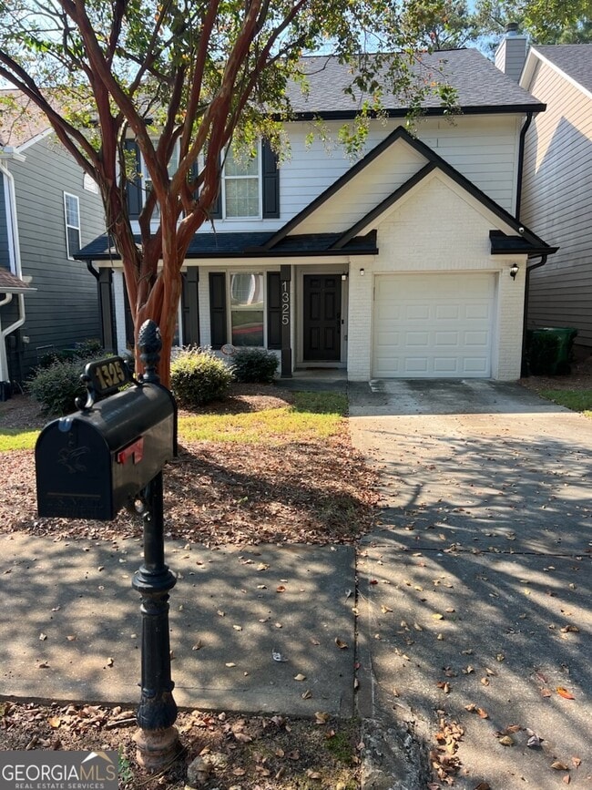 Photo - 1325 Gates Cir SE