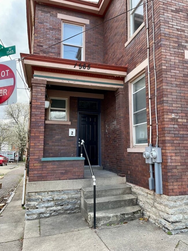 Photo - 1565 Chase Ave Unit 2