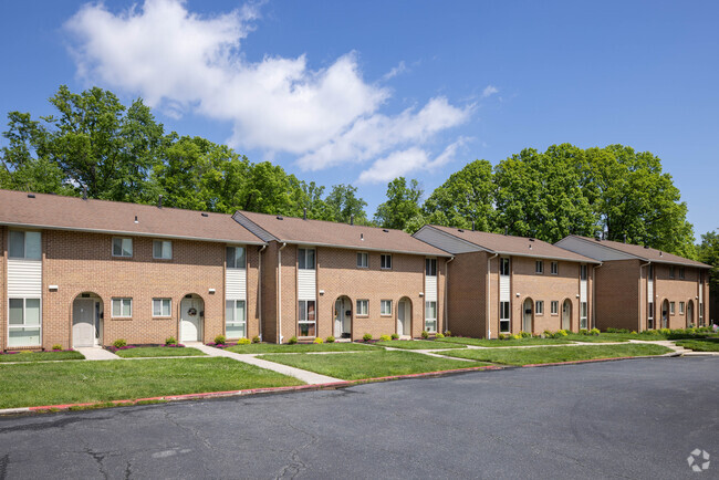 Building Photo - Heritage Woods Rental