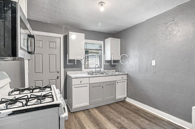 Photo - 3127 Southern Ave