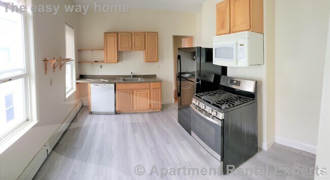 Building Photo - 61 Webster Ave Rental