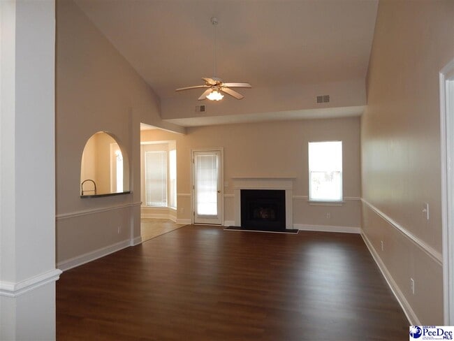 Photo - 2109 Elderberry Dr