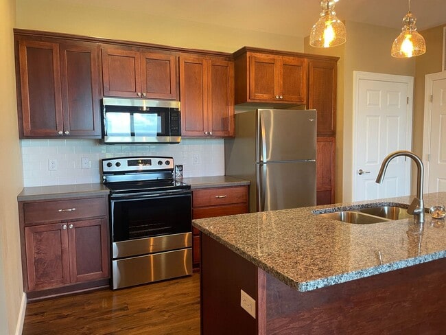 Photo - Luedke Apartments