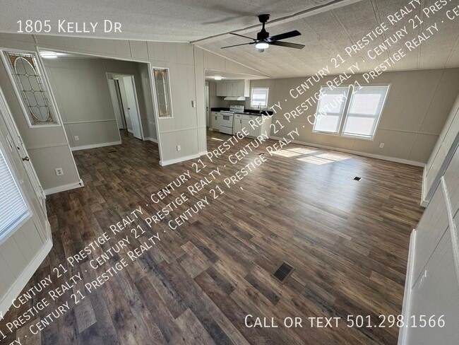 Photo - 1805 Kelly Dr