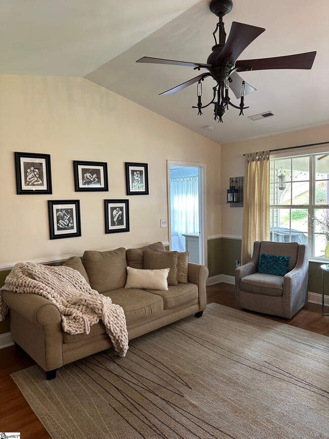 Photo - 103 Reedy River Way