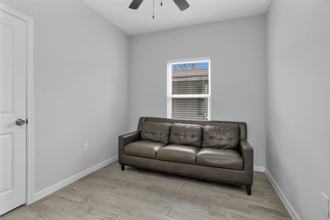 Photo - 16694 E Juneau St