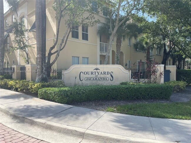 Building Photo - 160 Jacaranda Country Club Dr Rental