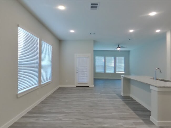 Photo - 22813 Terrazzo Dr