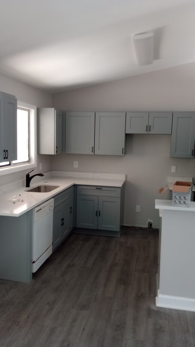 Photo - 679 Burnt Creek Dr NW