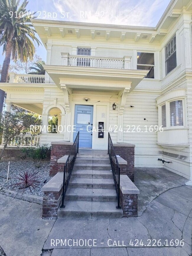 Building Photo - 910 W 23rd St Unit RM #2