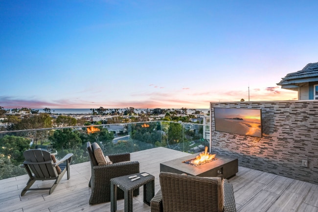 Photo - 34032 Bedford Ln