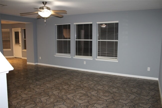 Photo - 8143 Sanders Forest Ct