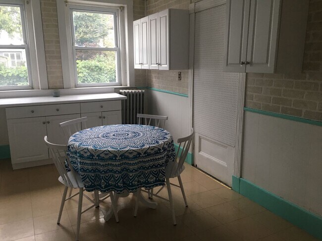 Photo - 18 Dudley St Unit 1