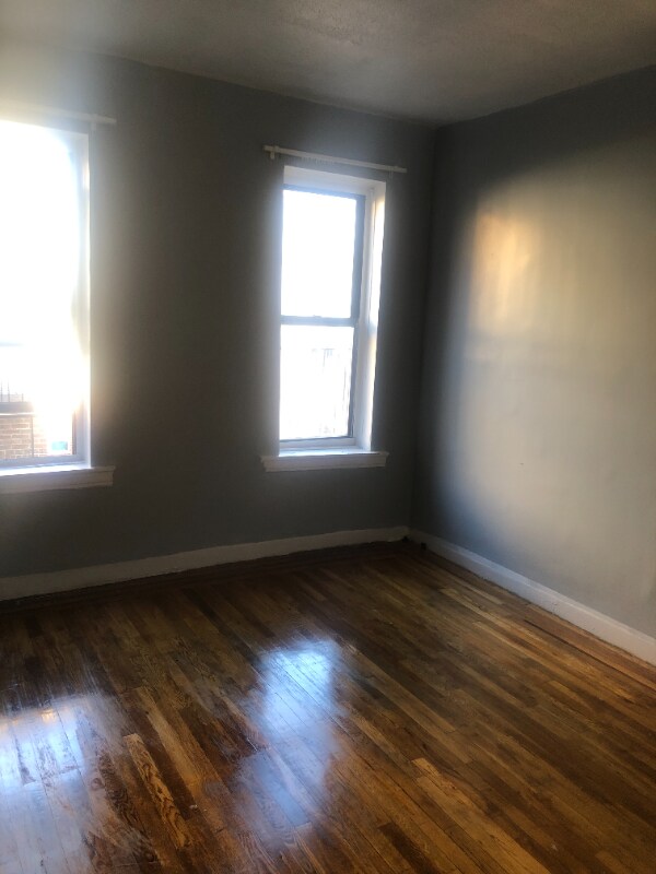 Photo - 208 W 151st St