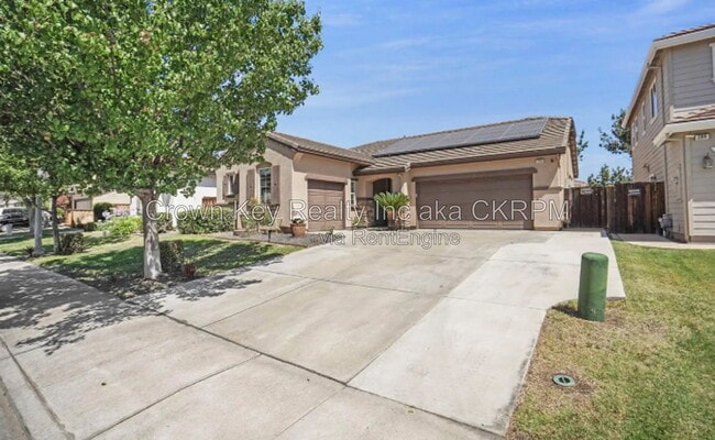 229 Wisteria Ln
