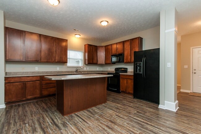 Photo - 5123 Coloma Ct