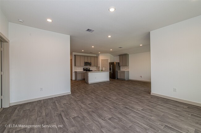 Photo - 8038 Brahman Ln