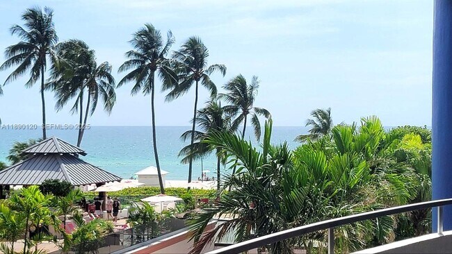 Photo - 5161 Collins Ave Unit 412