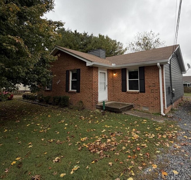 Building Photo - 712 Calista Rd