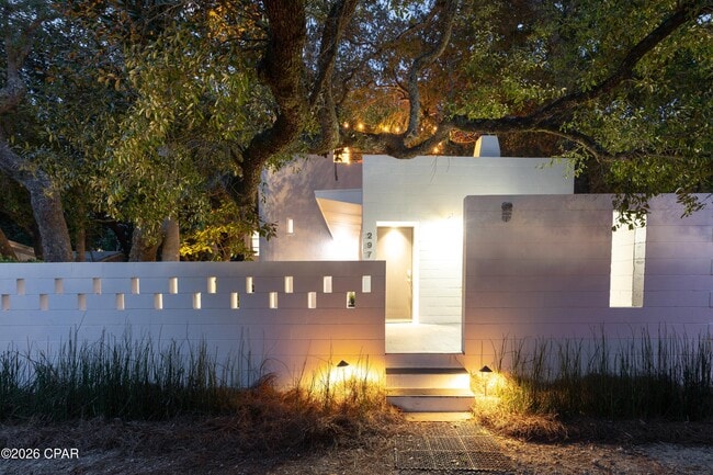 Photo - 2979 S County Hwy 395